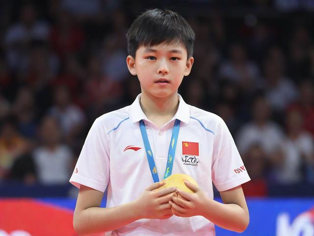 九游JIUYOU SPORTS_ “智慧裁判”系统在青少年比赛中试点，提升判罚公正性