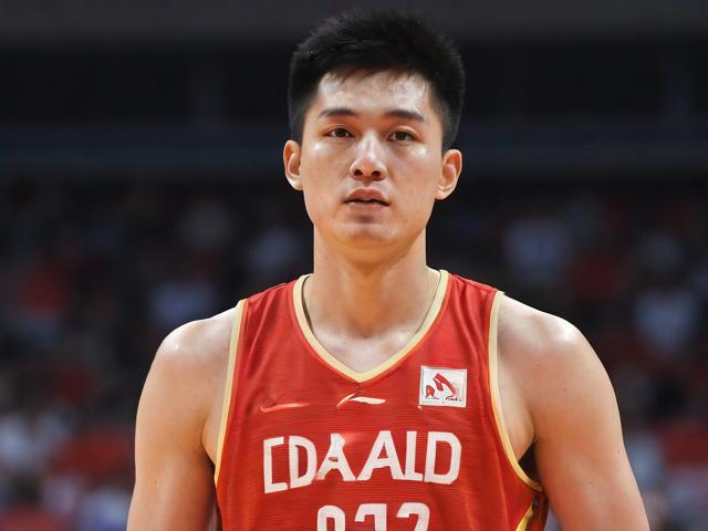 jiuyou.com_ 中国男篮明星球员携手公益，传递正能量，中国男篮明星队队员